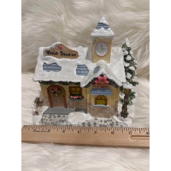 Precious Moments Hawthorne Village "Precious Rails Train Station" - Picture 7 of 8